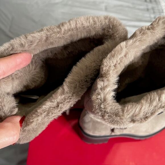 Kelly & Katie Katiyana slate grey boot with faux fur New w/box 8.5 - Picture 6 of 13